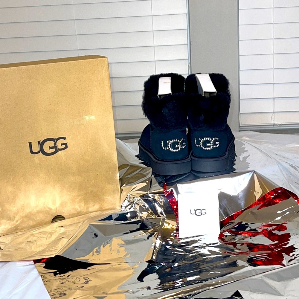 UGG classic bling mini boot